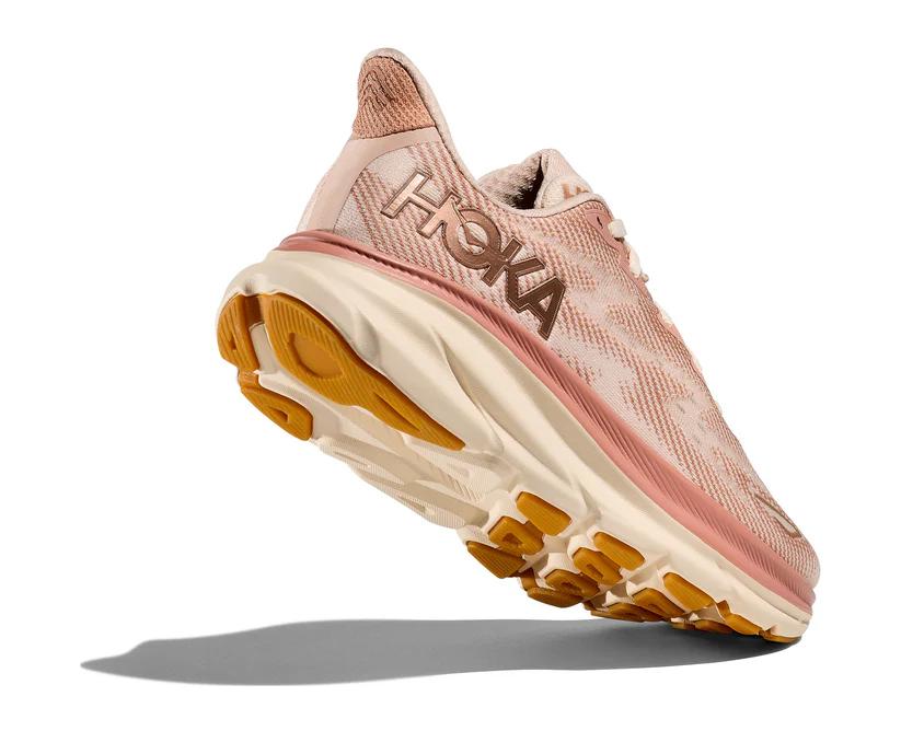 HOKA Mach 6 LA - נעלי ספורט לנשים הוקה מאך 6 ל.א. בצבע פנינה קוסמית/קוורץ