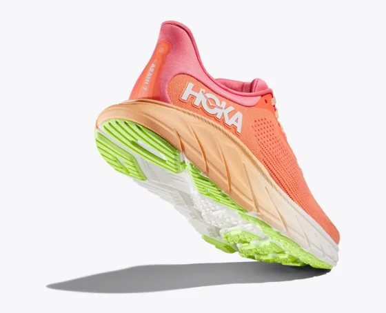 HOKA Arahi 7 Women's sports shoes
